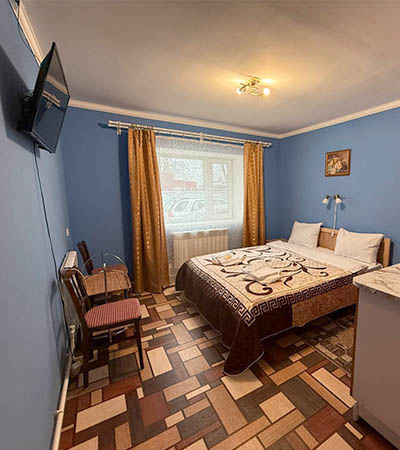 Двухместный номер Студия 18 м²  в отеле Турист, Луга - общий вид